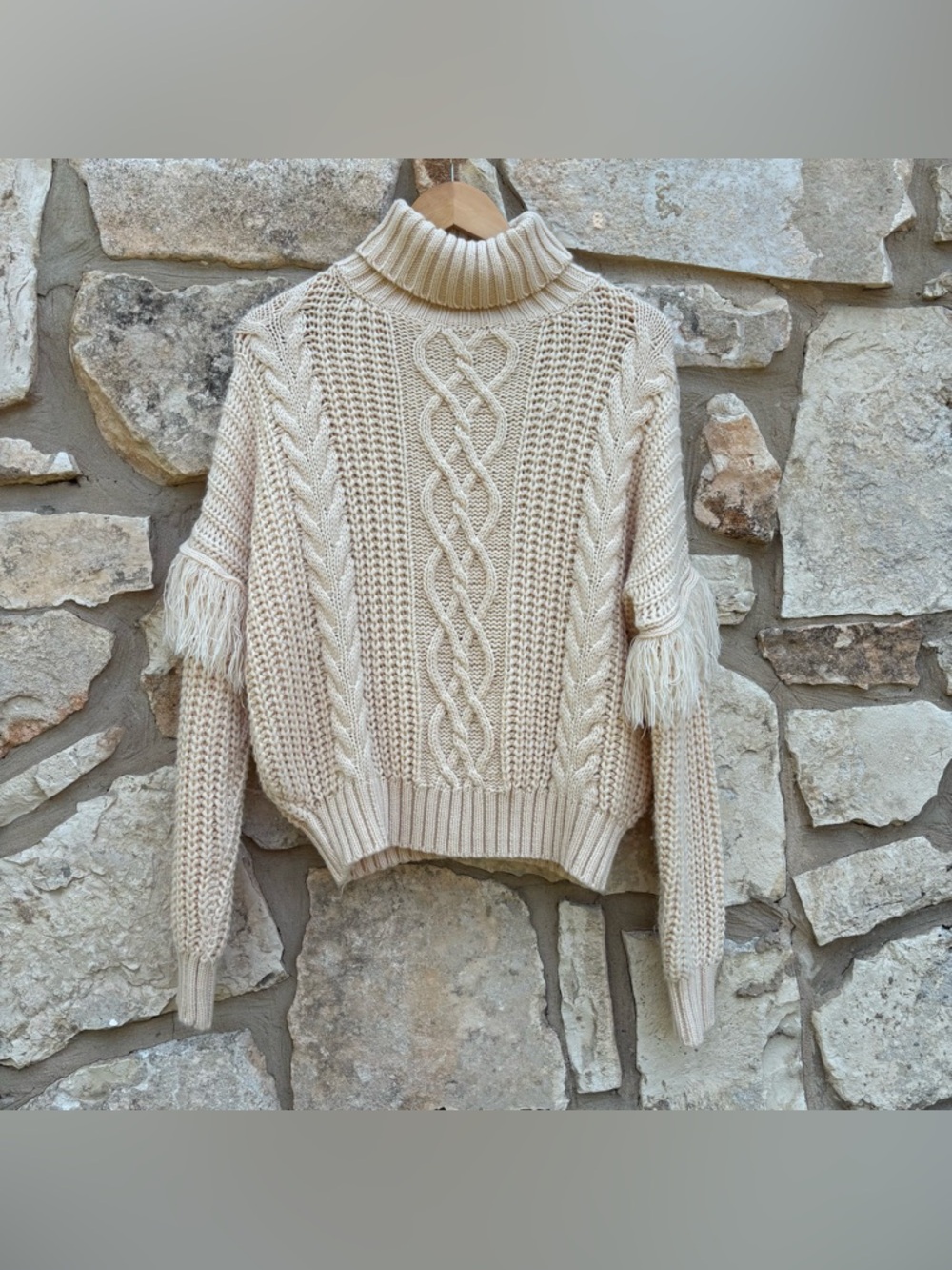 Misguided cream sweater size us 4